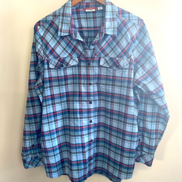 LL Bean plaid button up size L womens - Picture 1 of 3